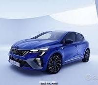 Clio 2025 musata frontale ricambi