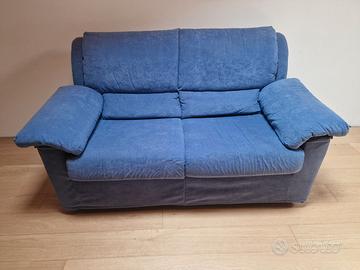 Divano 2 posti in velluto blu sfoderabile
