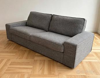 Divano ikea usato 5 mesi