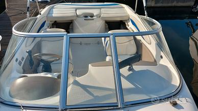 Motoscafo bayliner capri 602