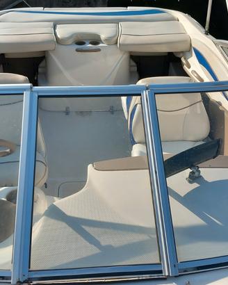 Motoscafo bayliner capri 602