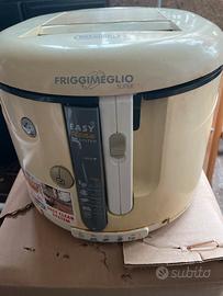 Friggitrice De Longhi usata 20 euro