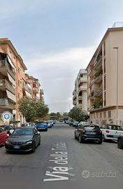 Ostia accogliente trilocale arredato