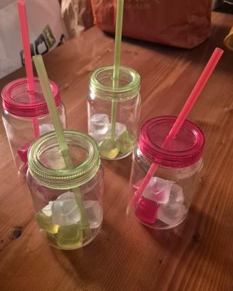 bicchieri in plastica 