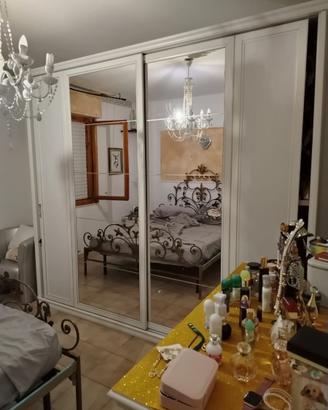 Camera da letto completa (senza letto)