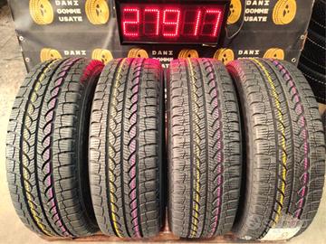 4 GOMME 215 70 15C DA FURGONE INVERNALI
