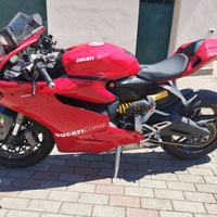 Ducati V2 899