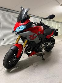 BMW XR 900 F