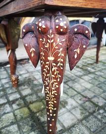 Tavolino comodino intarsiato