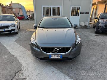 VOLVO V40 D2 eco R-design BUSINESS PLAS