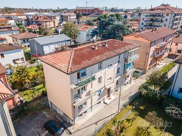 Madonna pellegrina: 2 camere su 6 unita'