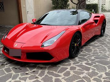 Ferrari 488