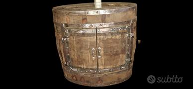 botte ,armadio,portabottiglie ,tavolo,pub,taverna