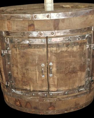 botte ,armadio,portabottiglie ,tavolo,pub,taverna