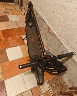 monopattino Ninebot F2 Pro 