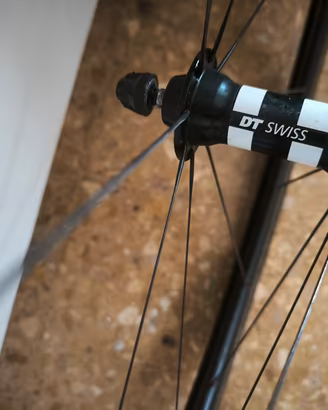 ruote carbonio bici da corsa 