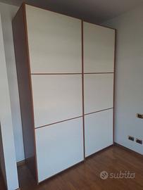 Armadio 2 ante color crema finiture ciliegio