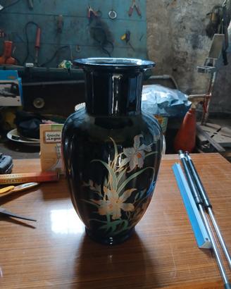 Vaso di ceramica 