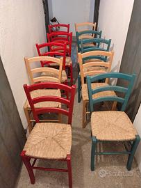 sedie in legno colorate