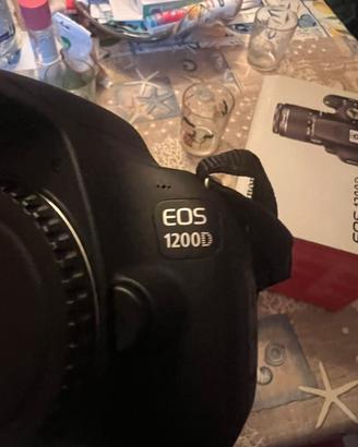 Canon eos 1200d kit con un obbiettivo