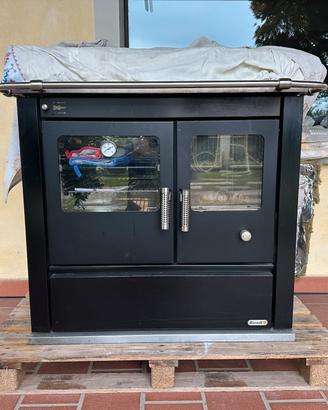 Cucina a legna