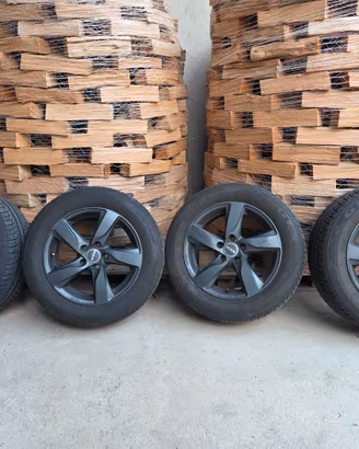 Gomme 4 stagioni 205/60R16