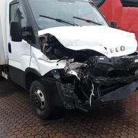 IVECO DAILY SINISTRATO