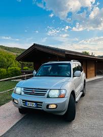 Mistubishi Pajero 3.2DID 2002 Autocarro Automatico