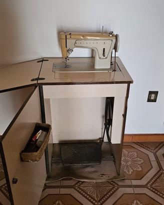 macchina da cucire singer vintage 