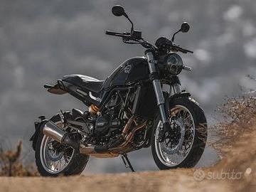 Benelli Leoncino 500 Trail 2021, km 4554 seminuova
