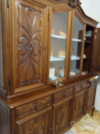 credenza e tavolo tondo allungabile