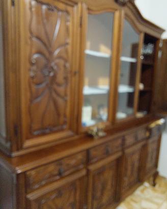 credenza e tavolo tondo allungabile