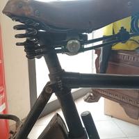 bicicletta d'epoca della polizia svizzera 