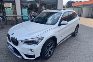 Bmw X1 sDrive18d xLine full full