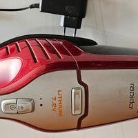 aspirapolvere e bilancia