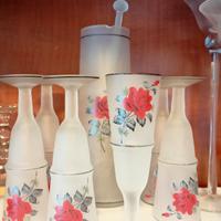 bicchieri con brocca in vetro smerigliato 