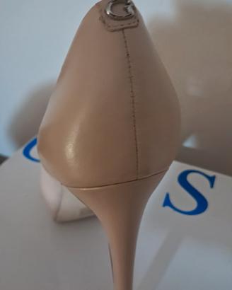 scarpe n 39 GUESS
