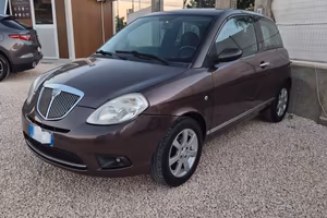 Lancia Ypsilon 1.4 Platino