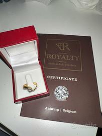 anello di oro e diamante 