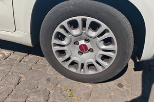 Gomme e cerchi 14" Fiat Panda 312 terza serie