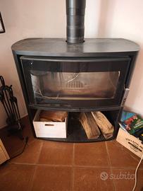 Stufa a legna 7.7kw