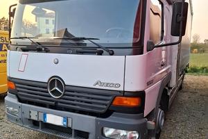 Mercedes Benz 1023 - centinato