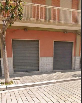Locale per uso commerciale o studio