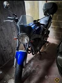 Suzuki GS 500 - 2003