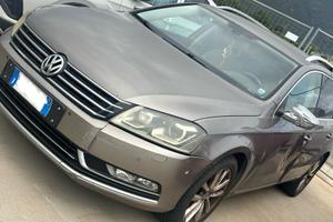 Volkswagen Passat Var. 2.0 TDI Highline BlueM.Tech
