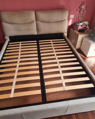 Letto matrimoniale imbottito contenitore 