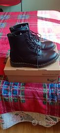 stivali dr. martens 42