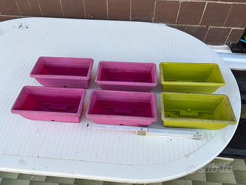 Vasi colorati per piante e fiori (x6)