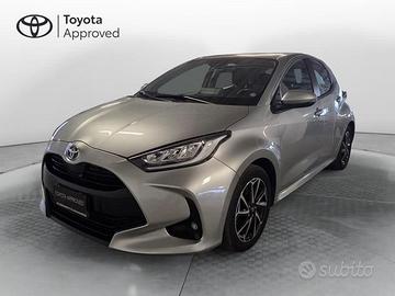 Toyota Yaris 4nd serie 1.5 Hybrid 5 porte Trend