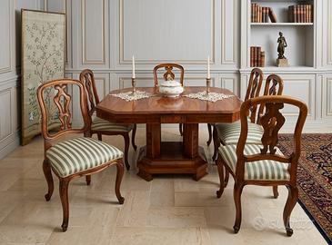 Tavolo Ottagonale Liberty Noce Massello intagliato